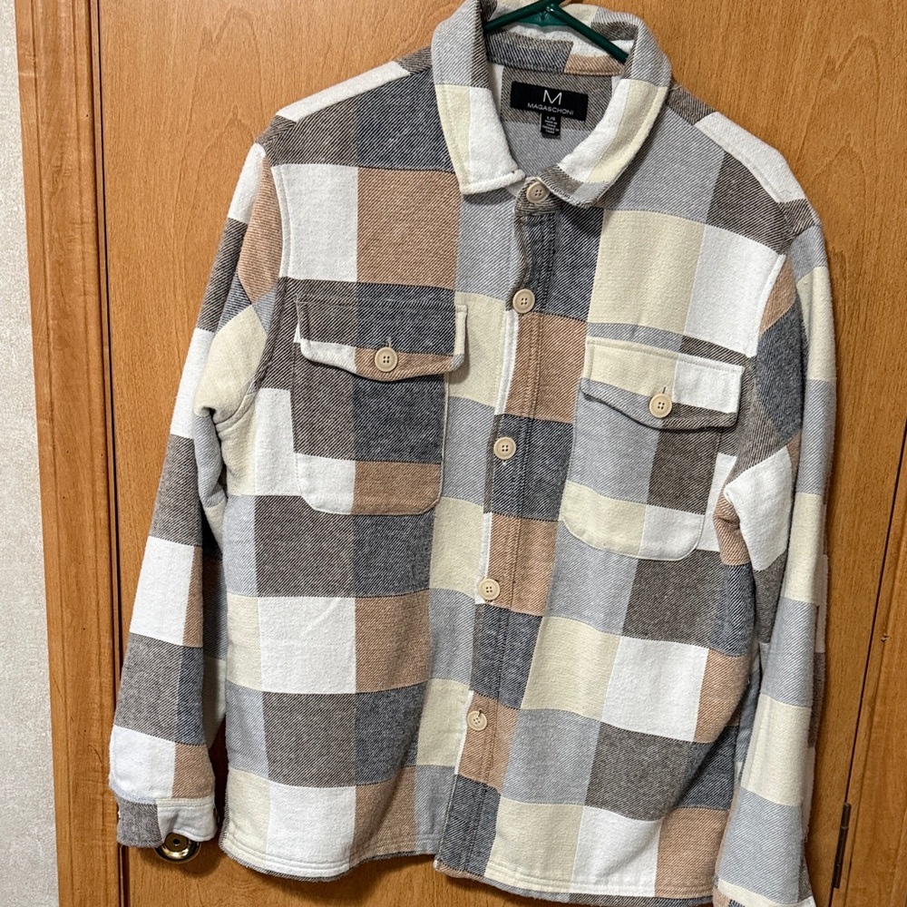 Men’s Large Magaschoni Multi-Tone Knit Long-Sleeved Button Down Shirt